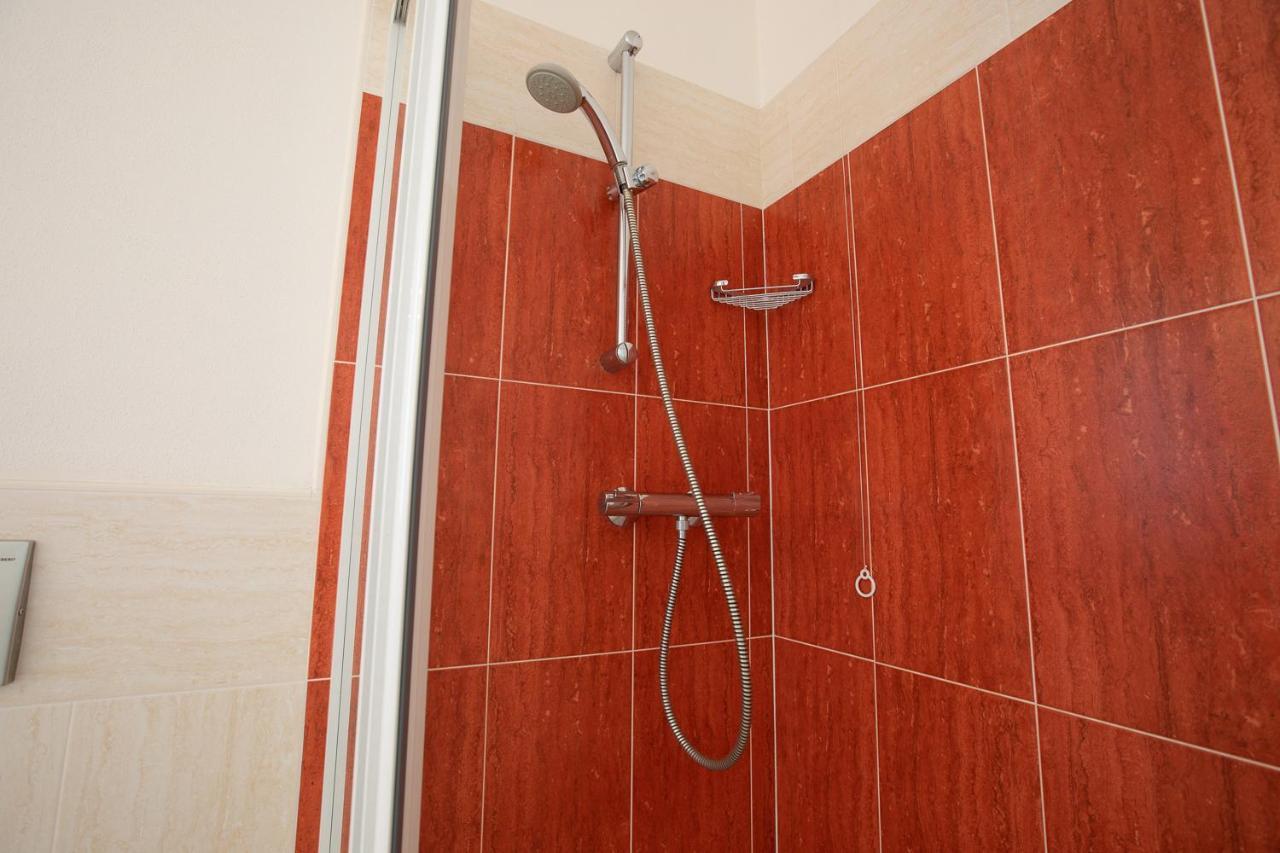 Residence Cafelicita - Promotion - Apartments Lake View - Infinity Pool - Jacuzzi 赫拉弗多纳 外观 照片