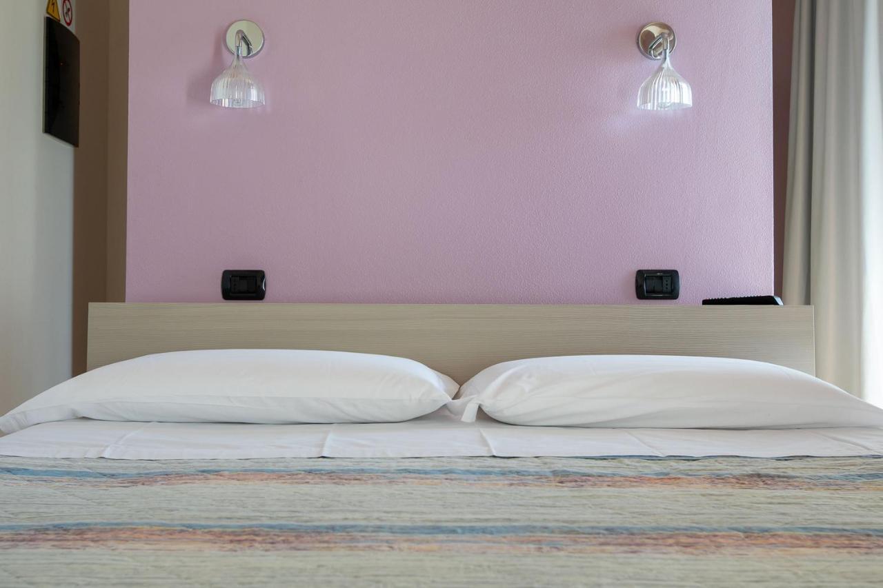 Residence Cafelicita - Promotion - Apartments Lake View - Infinity Pool - Jacuzzi 赫拉弗多纳 外观 照片