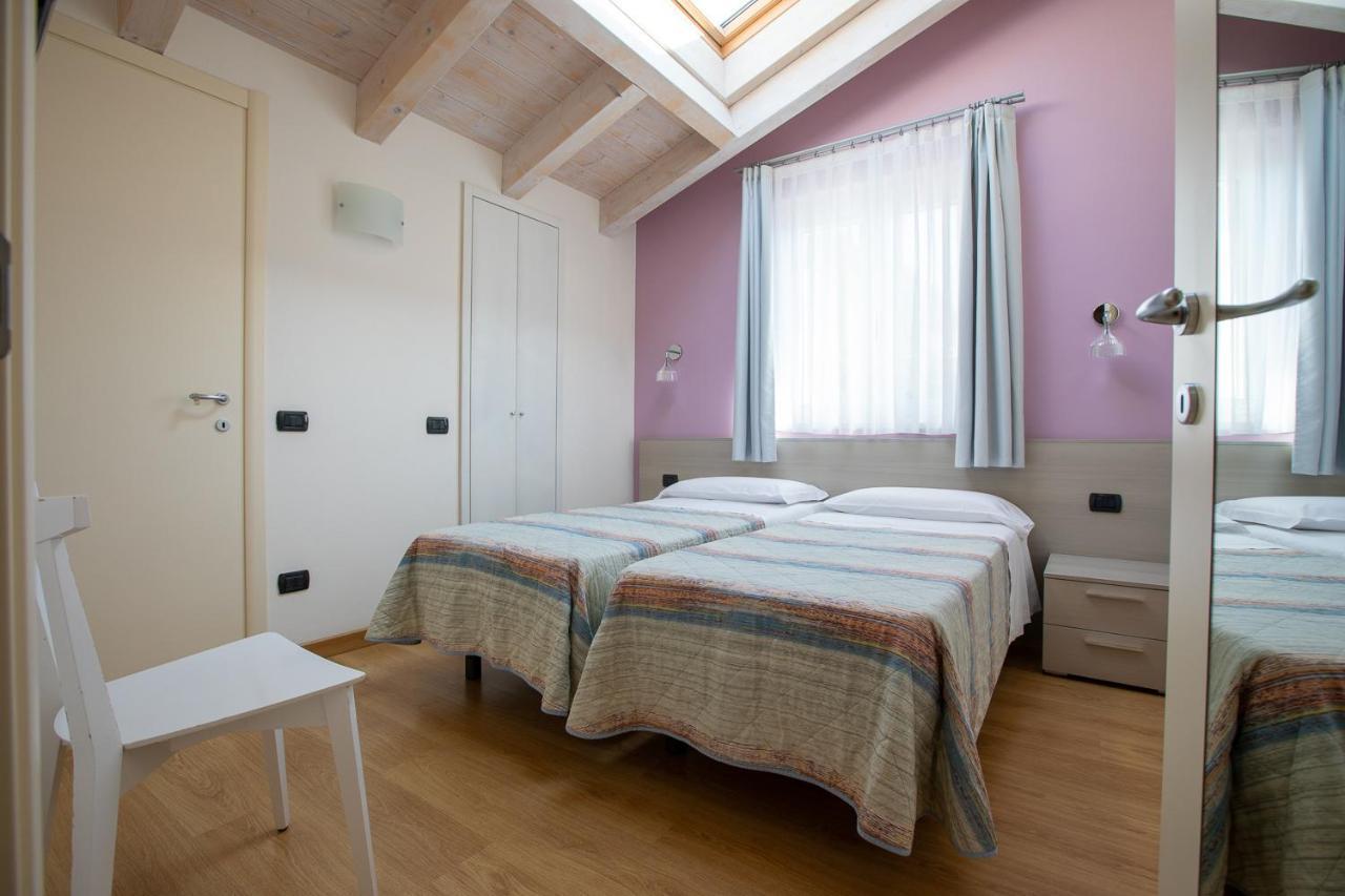 Residence Cafelicita - Promotion - Apartments Lake View - Infinity Pool - Jacuzzi 赫拉弗多纳 外观 照片