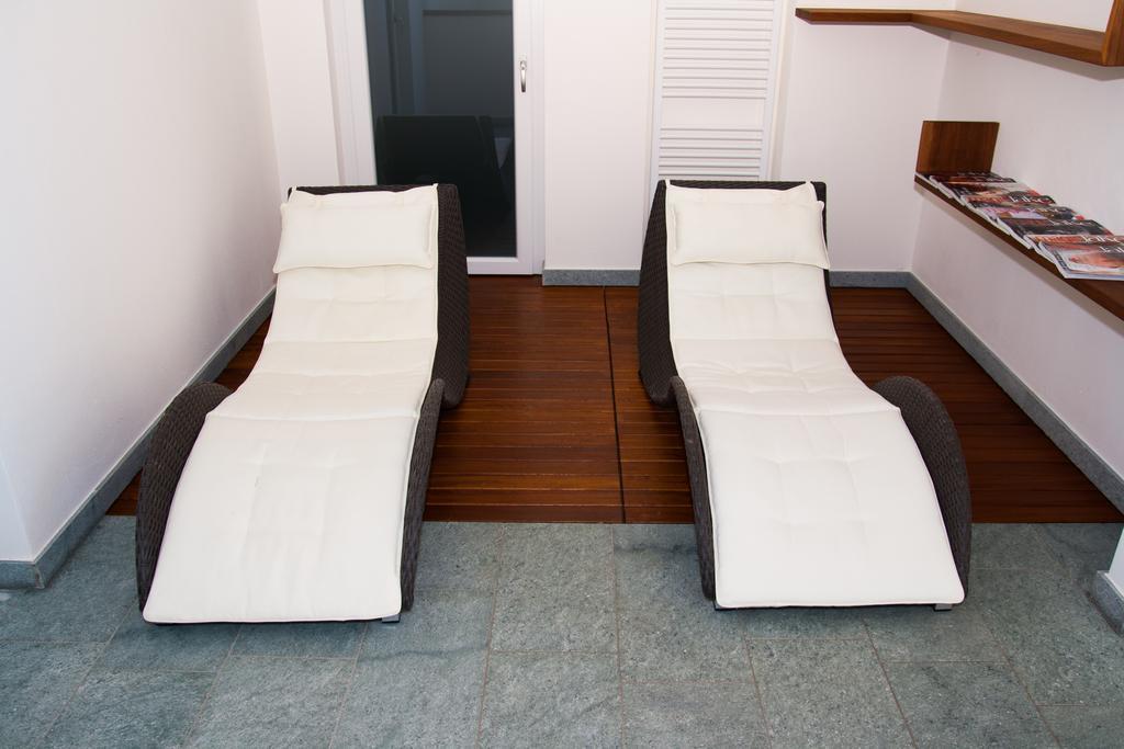 Residence Cafelicita - Promotion - Apartments Lake View - Infinity Pool - Jacuzzi 赫拉弗多纳 外观 照片